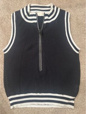 (2)Lizette Collection Black Sleeveless Knit Vest with Rhinestone Zipper, Size L